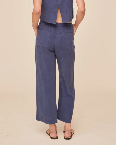 Bella Dahl Easy Pocket Wide Leg Crop in Midnight Surf
