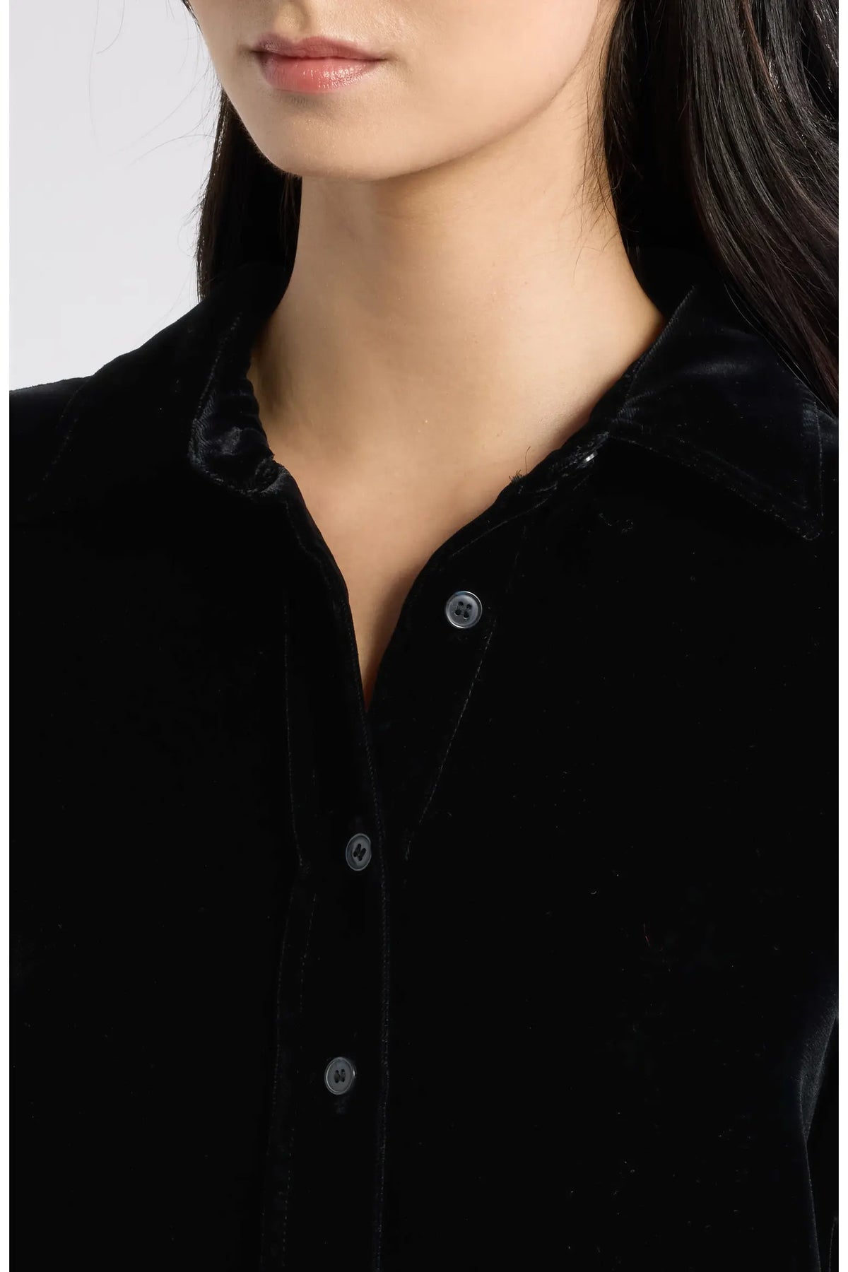 FRAME The Velvet Charles Shirt in Black