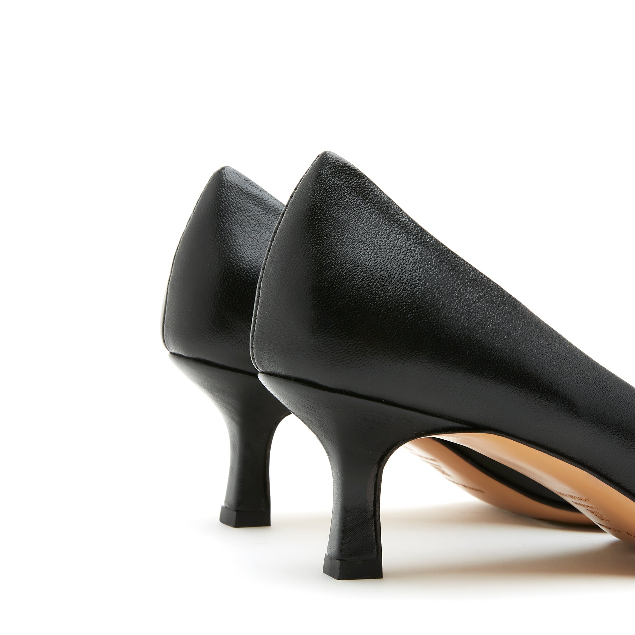 Sister Soeur Etty Classic Leather Pump in Black