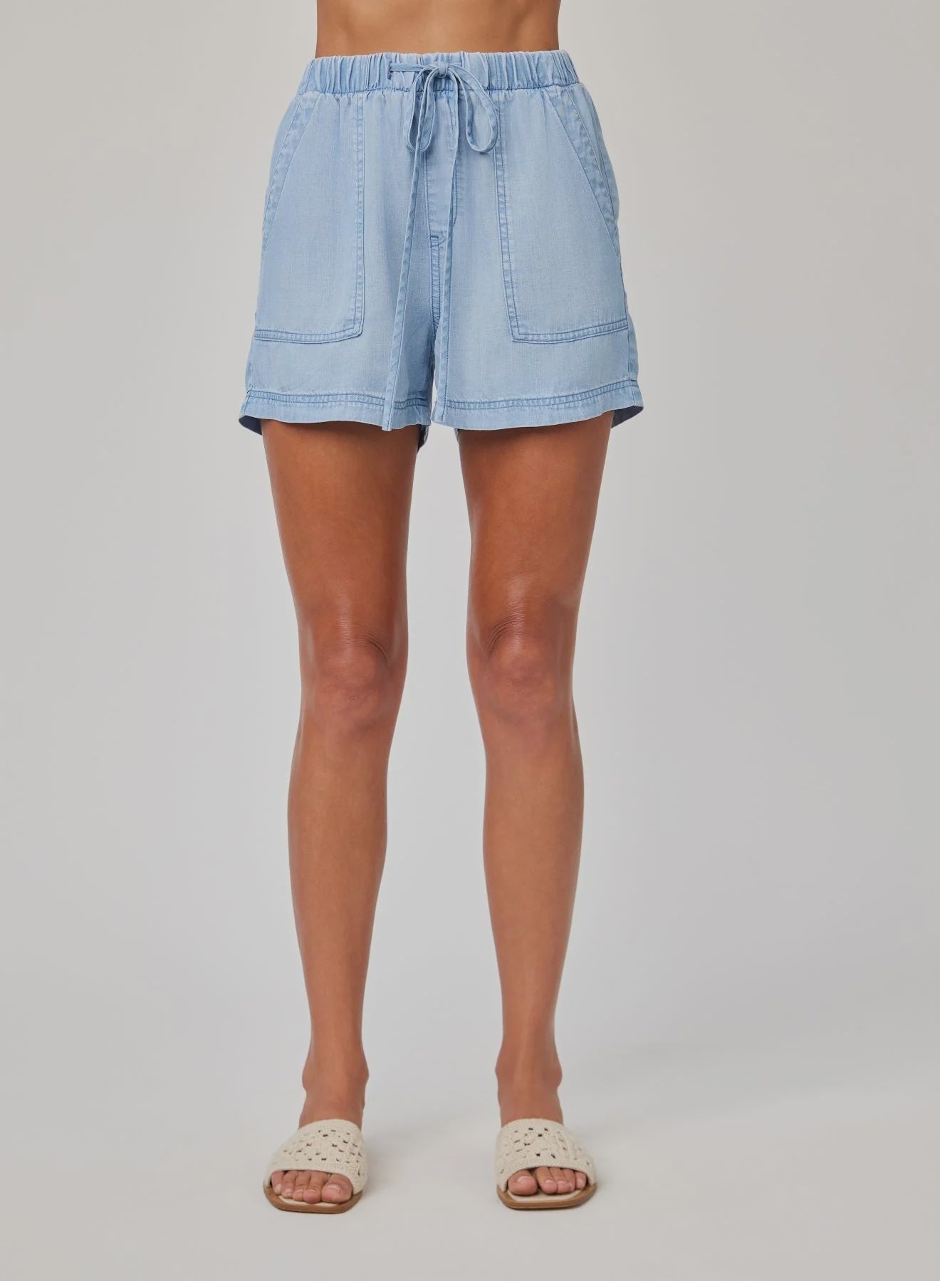 Bella Dahl Pocket Short in Coastal Spray