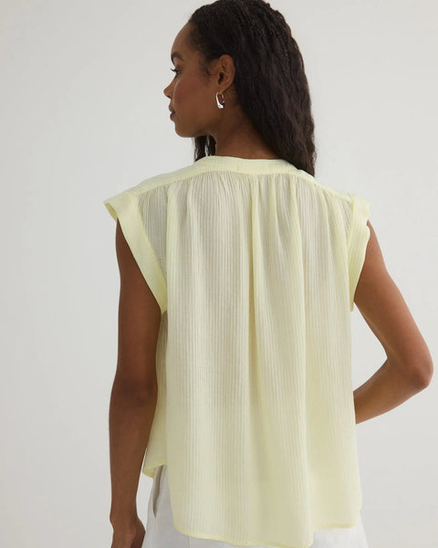 Bella Dahl Shirred Pullover Cap Sleeve in Capri Lemon