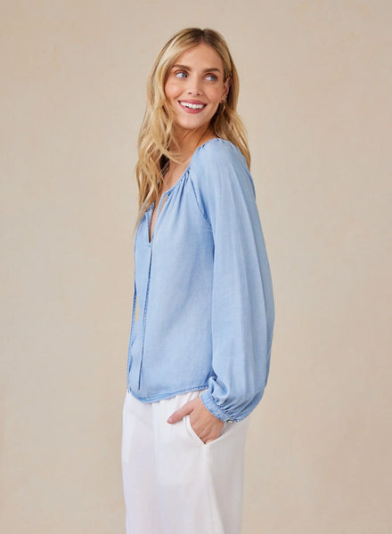 Bella Dahl Shirred Raglan Tie Front Top in Coastal Spray Wash