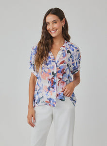 bella dahl short sleeve shirred raglan shirt magnolia bloom