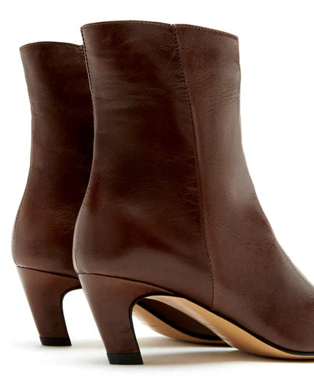 Sister Soeur Lara Leather Boot in Brown