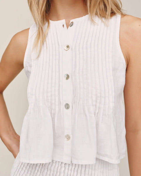 Bella Dahl Sleeveless Linen Pintuck Top in White