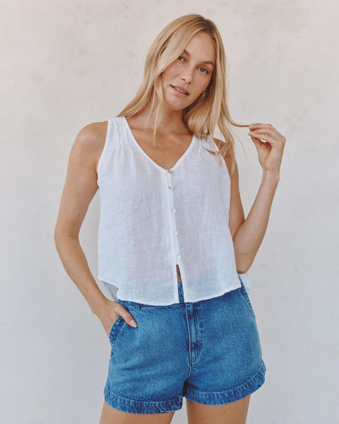 Bella Dahl Sleeveless Pintuck V-Neck Top in White