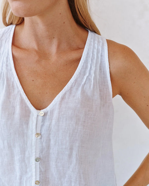 Bella Dahl Sleeveless Pintuck V-Neck Top in White