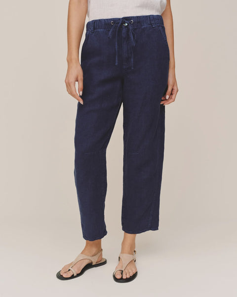 Bella Dahl Soft Barrel Zip Front Linen Pant in Nautical Night