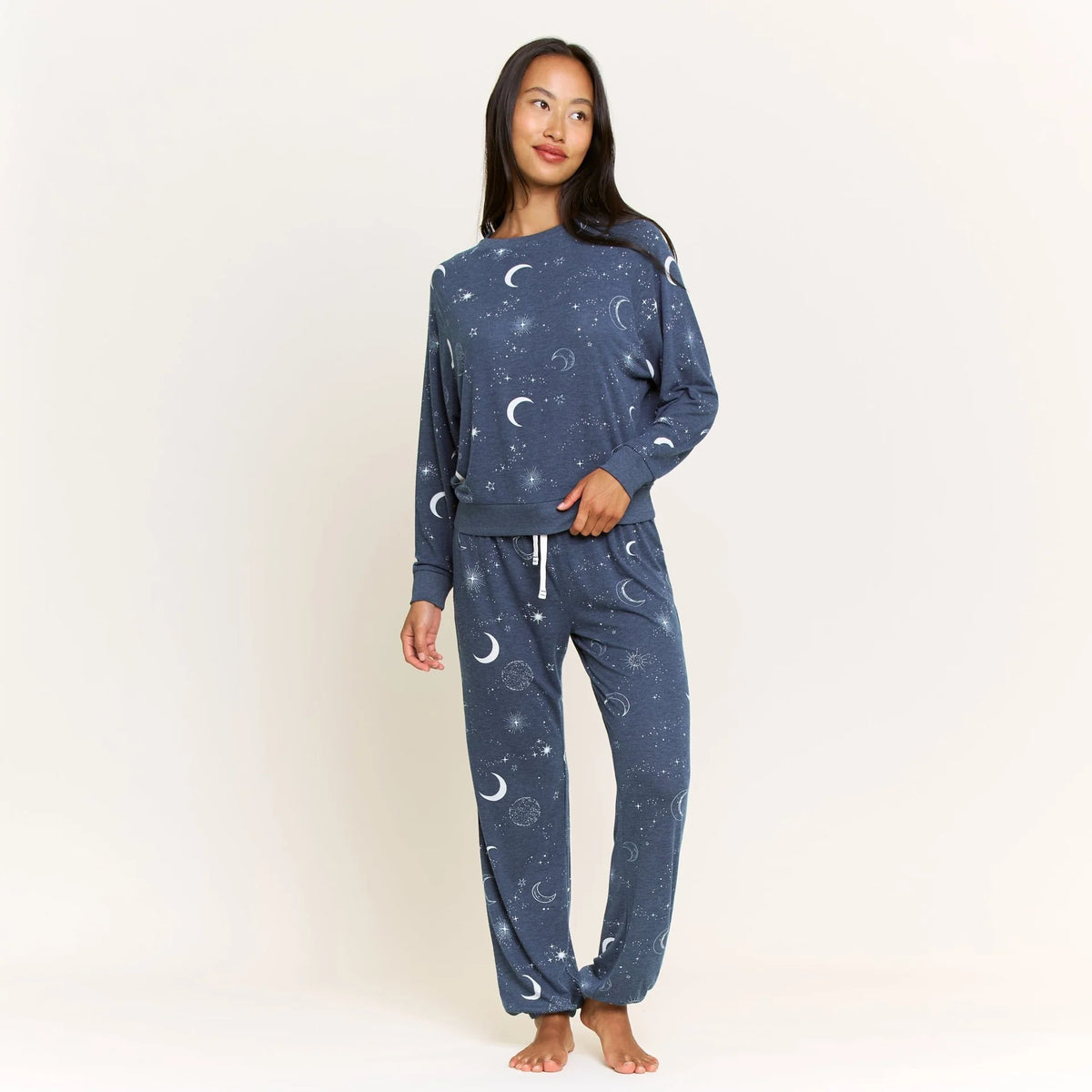 Honeydew Star Seeker Lounge Set in Nightshade Lunar Skies