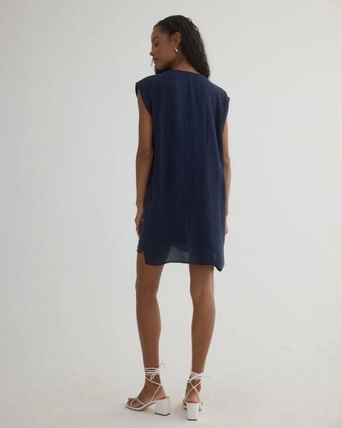 Bella Dahl Tie Front V-Neck Crinkle Dress in Italian Navy