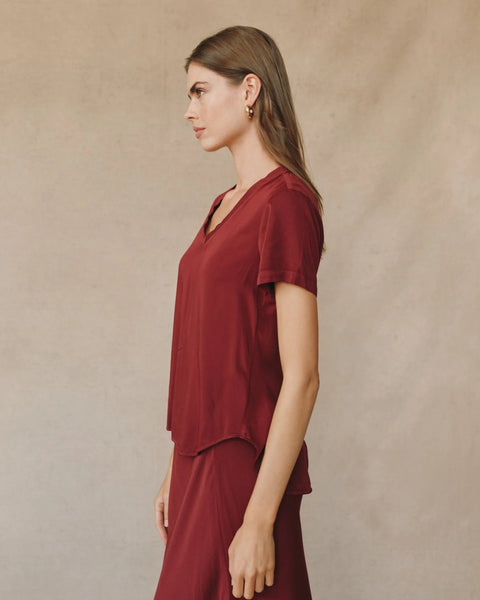Bella Dahl V-Neck Tee - Deep Plum