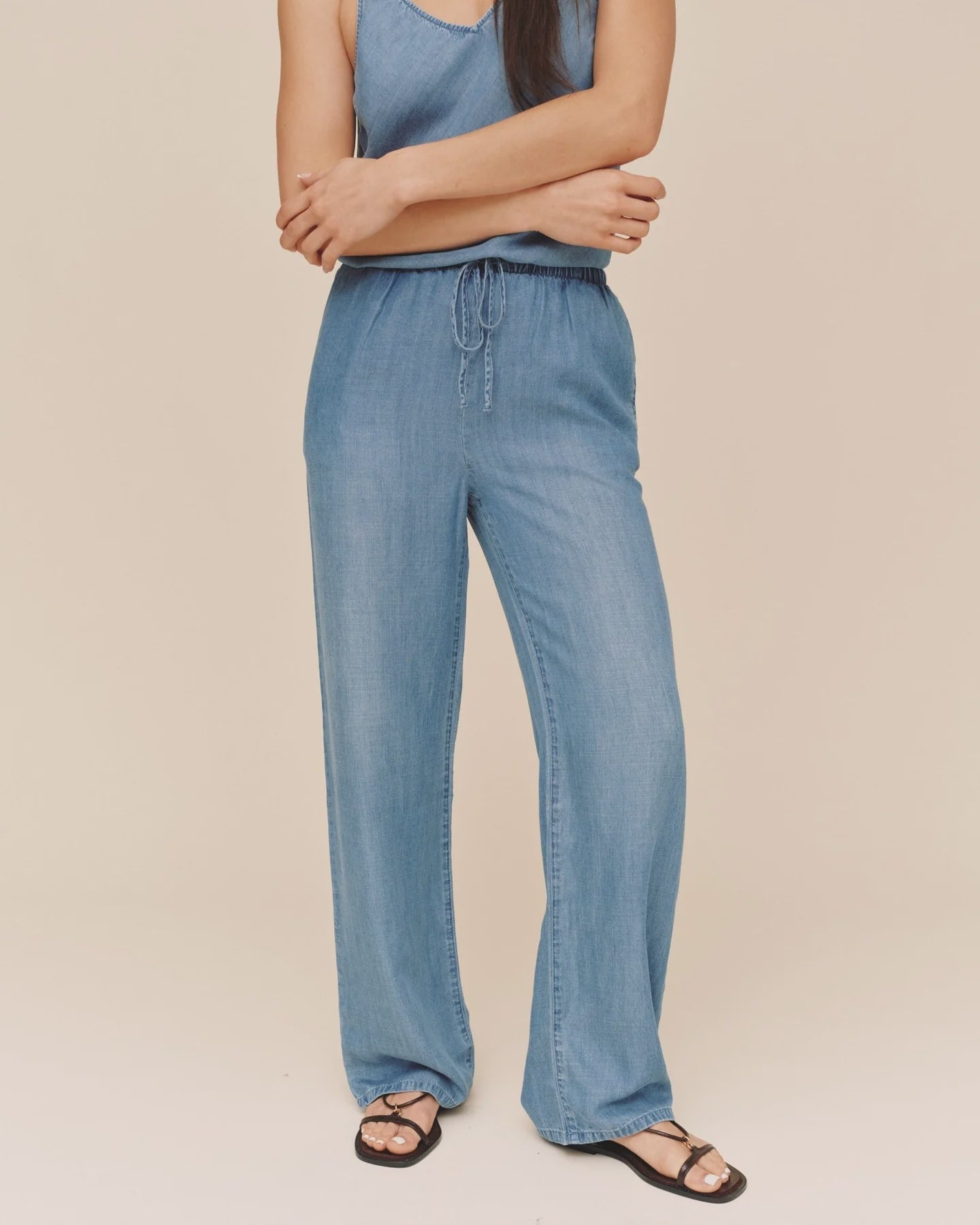 Bella Dahl Wide Leg Drawstring Pant in Indigo Harbor Wash