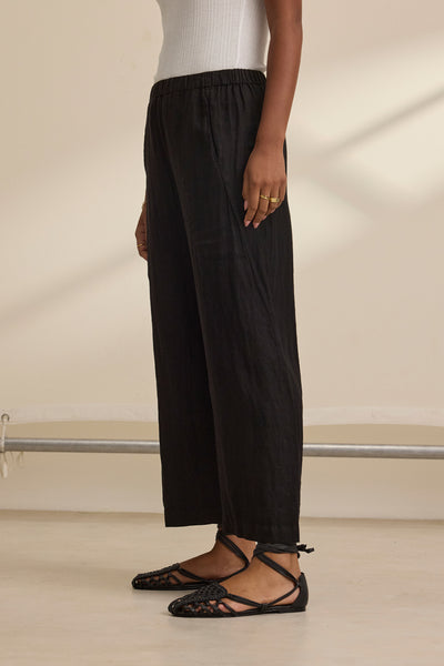 Velvet Lola03 Woven Linen Pull On Pant in Black