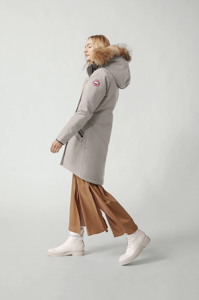 Canada Goose Women s Rossclair Parka Heritage Limestone manhattan casuals