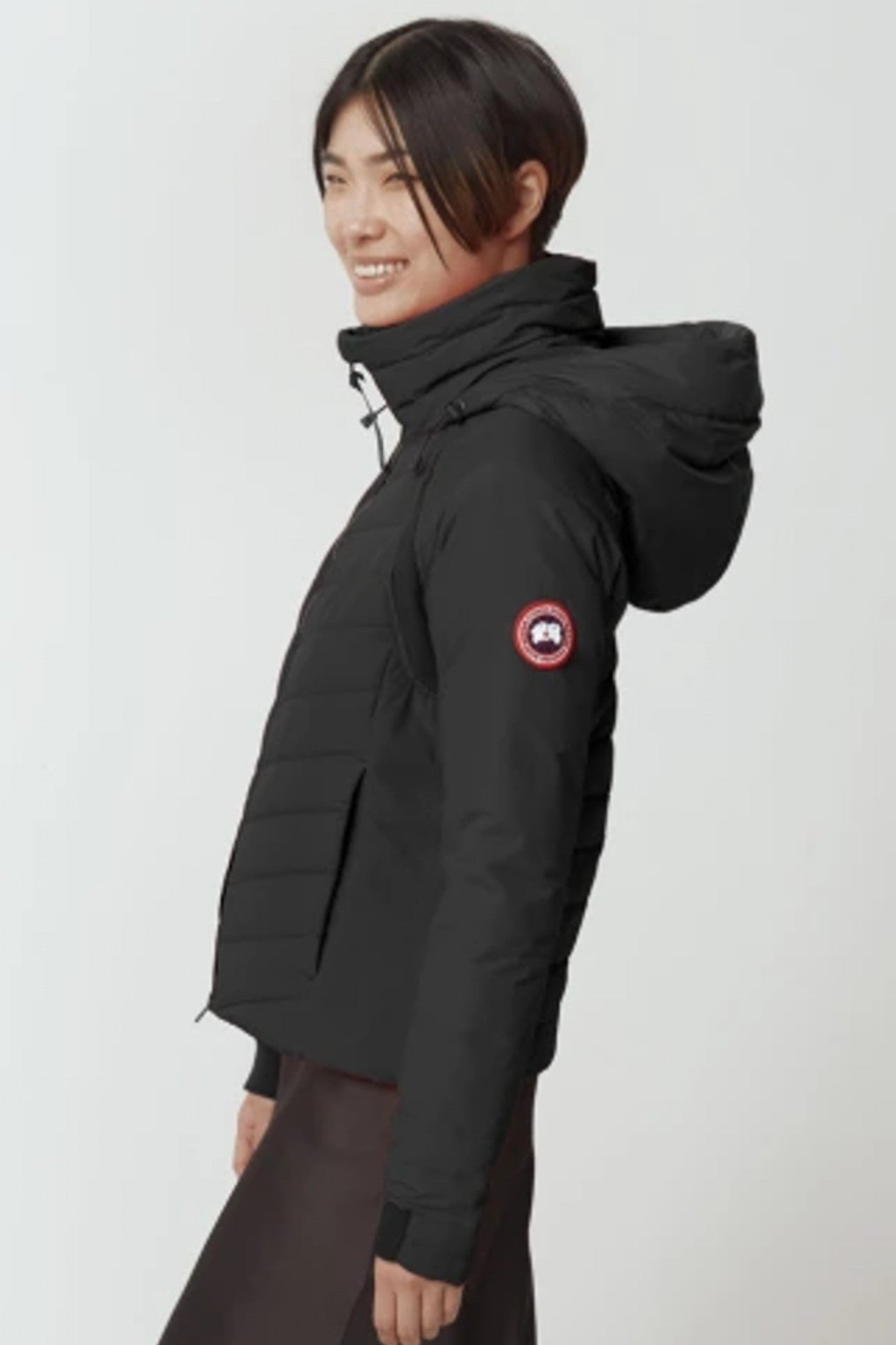 Canada Goose Women s HyBridge Base Down Jacket Matte Finish Black manhattan casuals