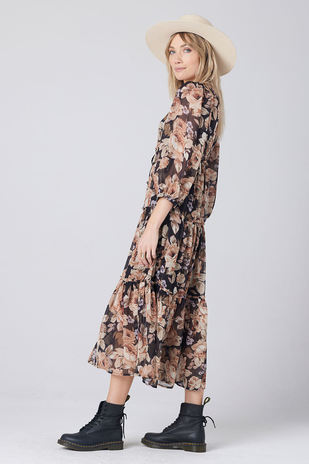 Saltwater Luxe Deklan 3/4 Slv Floral Maxi Dress in Black