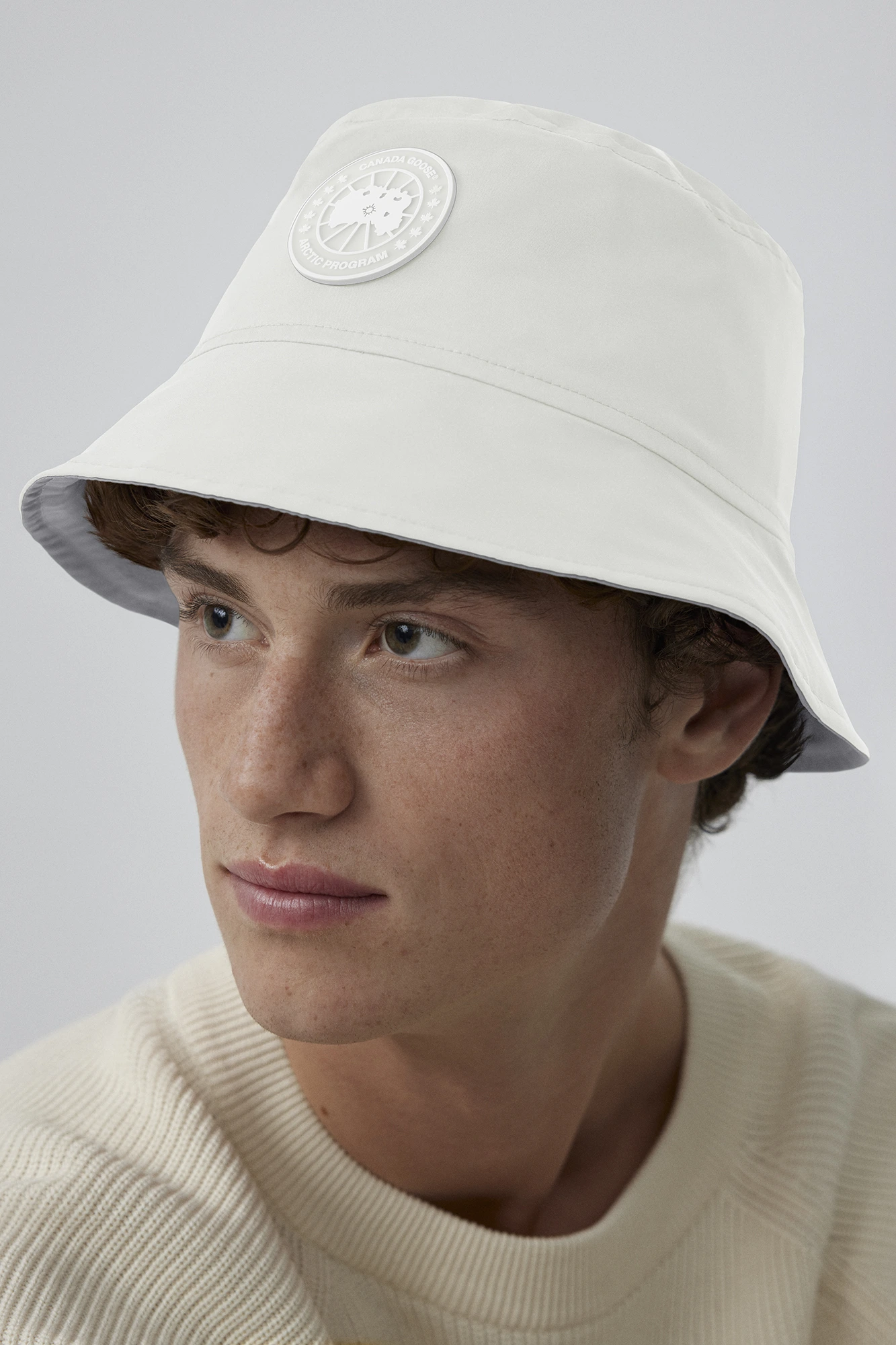 Canada Goose Horizon Reversible Bucket Hat - Northstar White/Sliverbirch