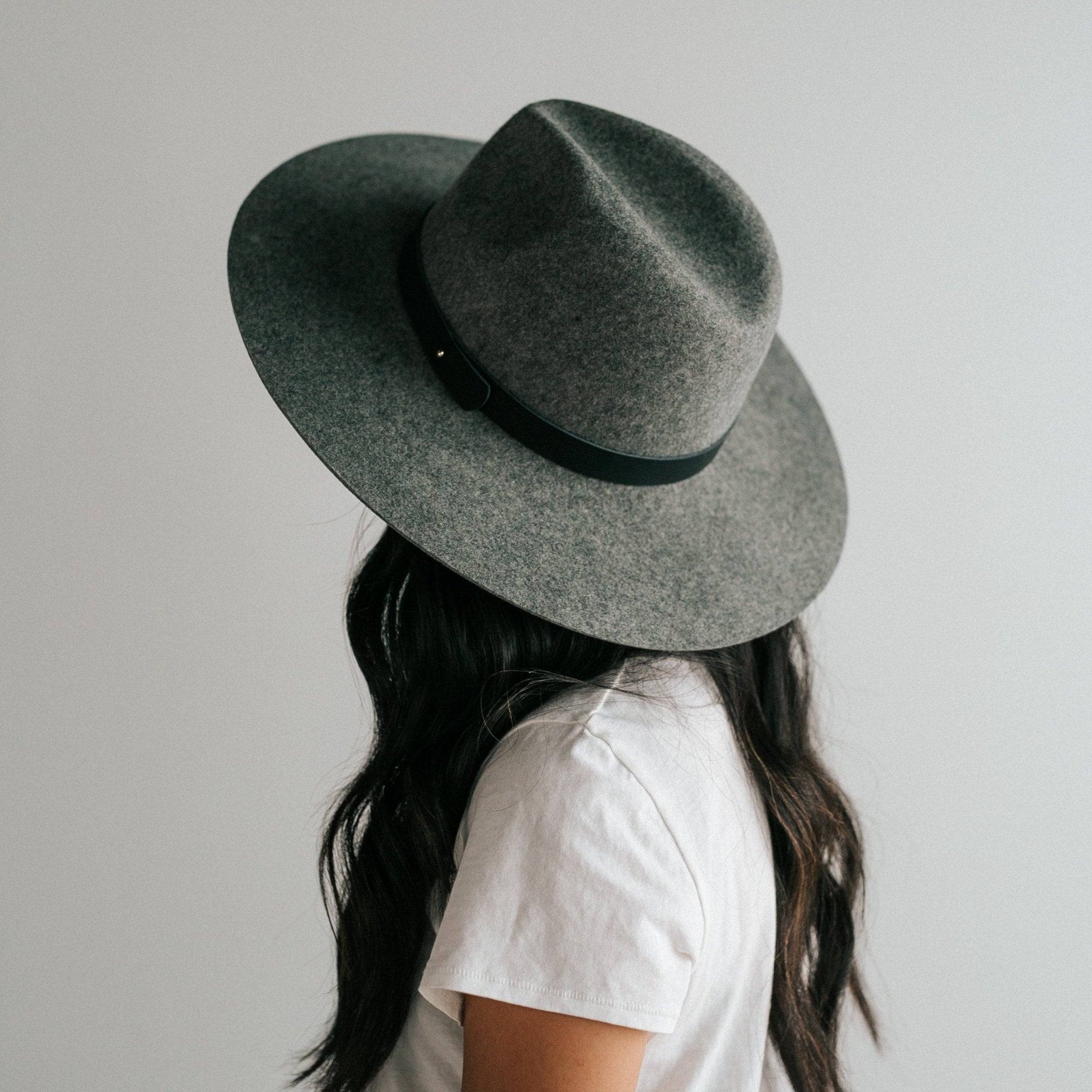 Gigi Pip Scottie Wide Brim Fedora in Grey
