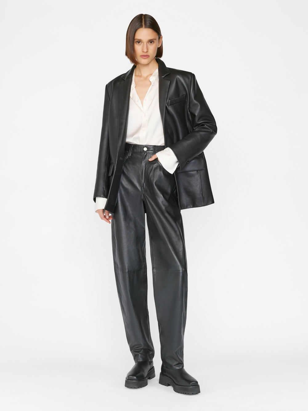 FRAME The Standard Silk Stretch Shirt in Off White