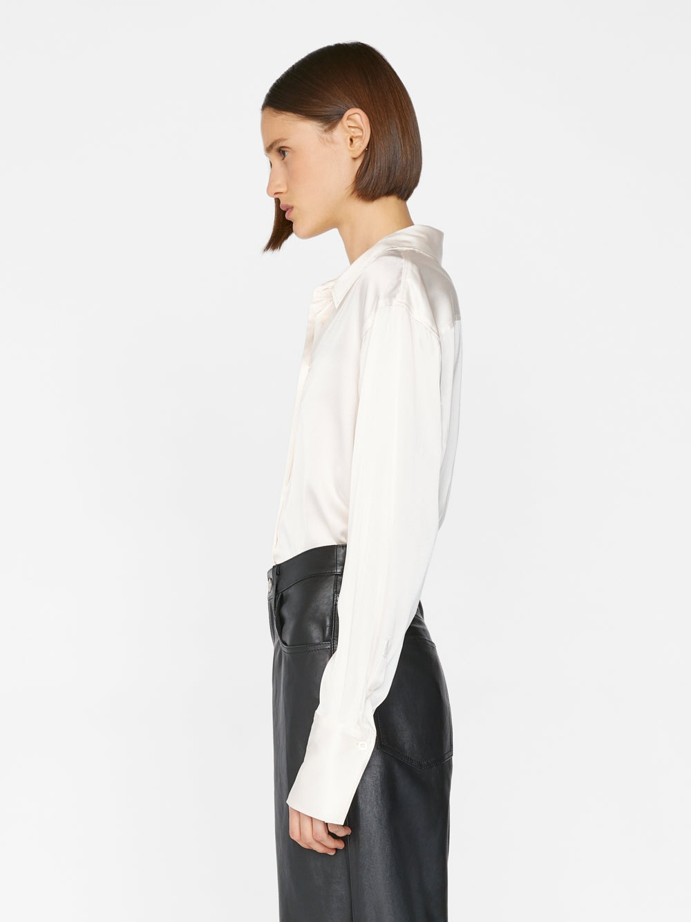 FRAME The Standard Silk Stretch Shirt in Off White