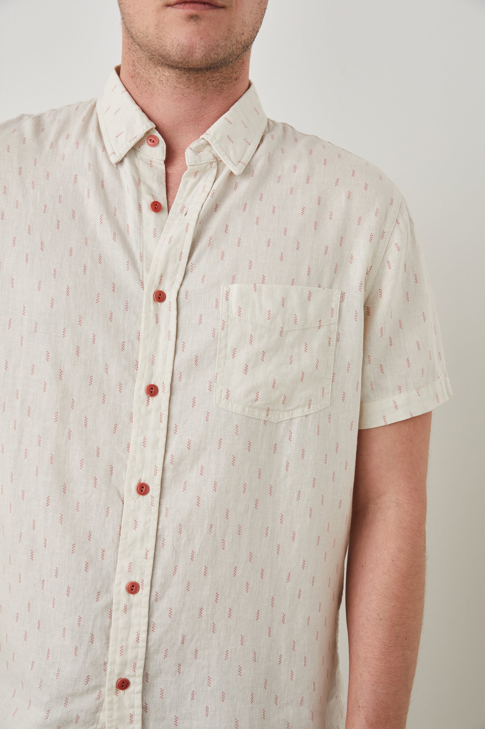 Rails Men's Carson S/S Shirt - Louis Leaf White Red