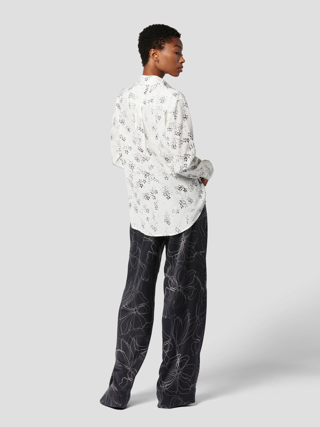 Equipment Signature Shirt in White Blurred Stars Print