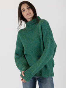 Lyla & Luxe Aggie Mock Neck Rib Sweater in Emerald Green
