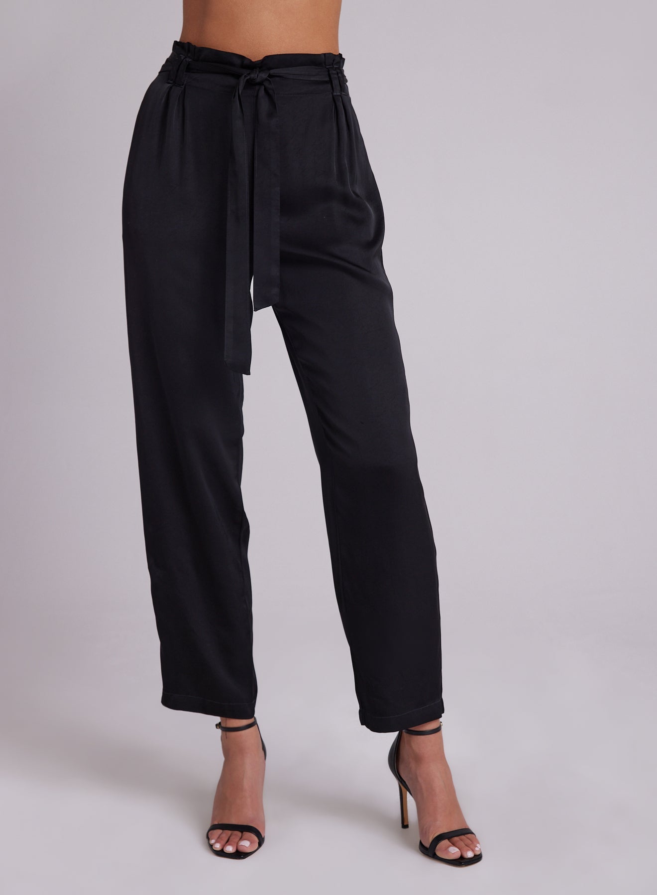 bella dahl easy pleated trousers in black