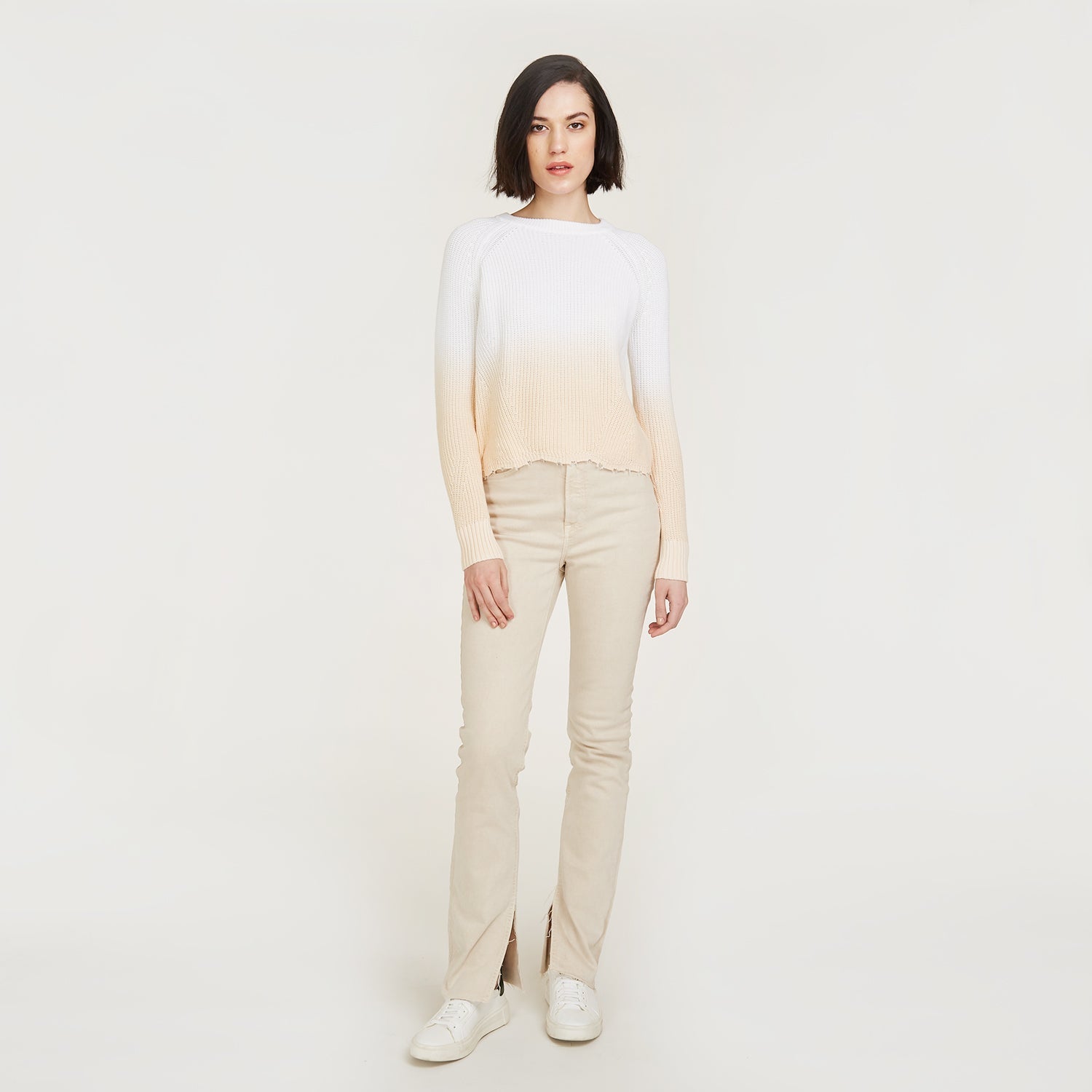 autumn cashmere cotton dip dye shaker sweater in white/latte