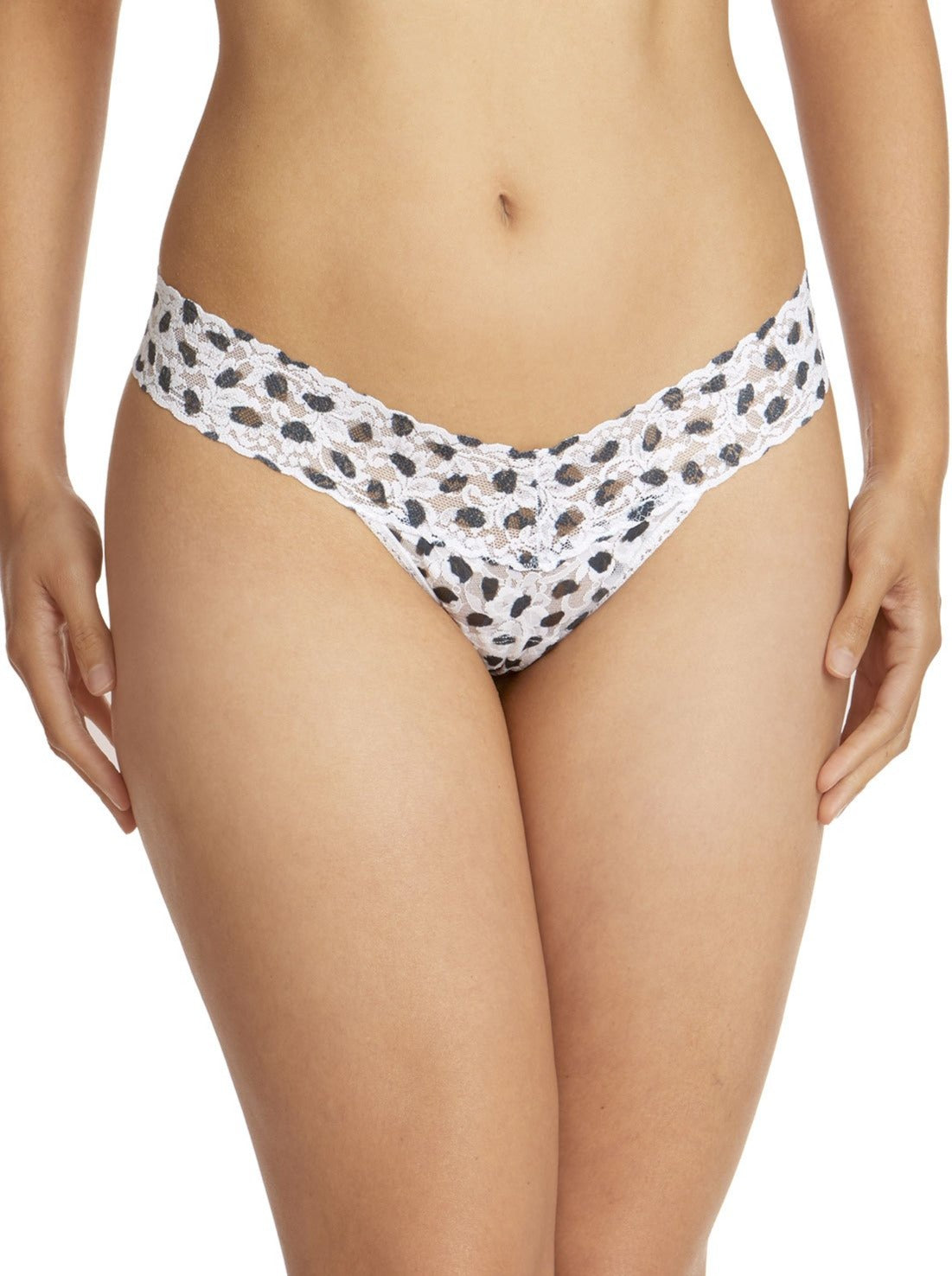 hanky panky low rise thong in white black spot