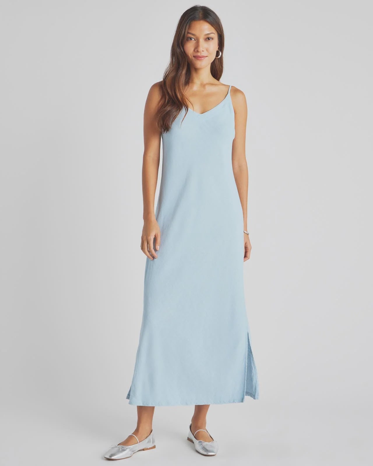 Splendid V-Neck Indigo Breeze Dress in Bleached Indigo