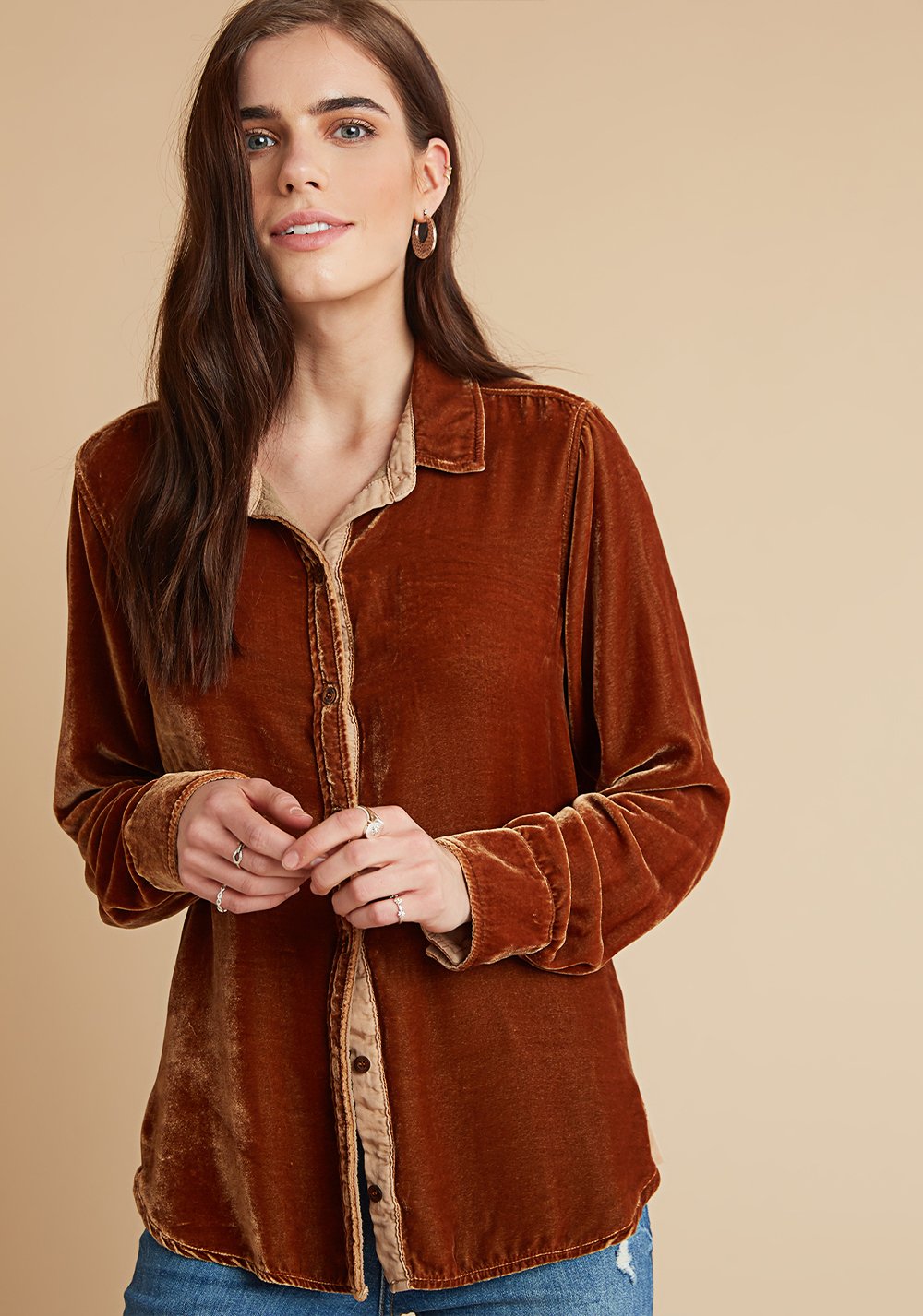 bella dahl rayon silk velvet contrast halle shirt