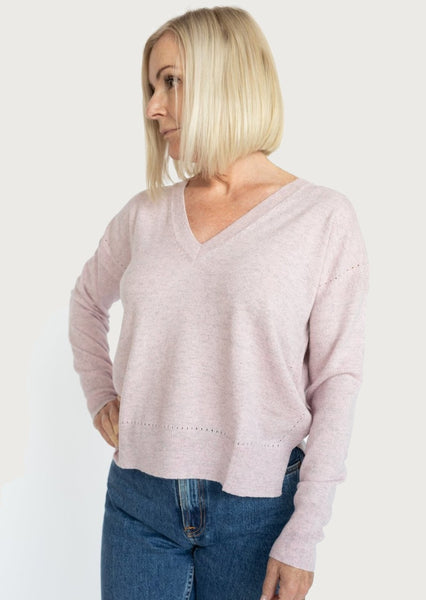 autumn cashmere relaxed v-neck cashmere sweater in pink heather